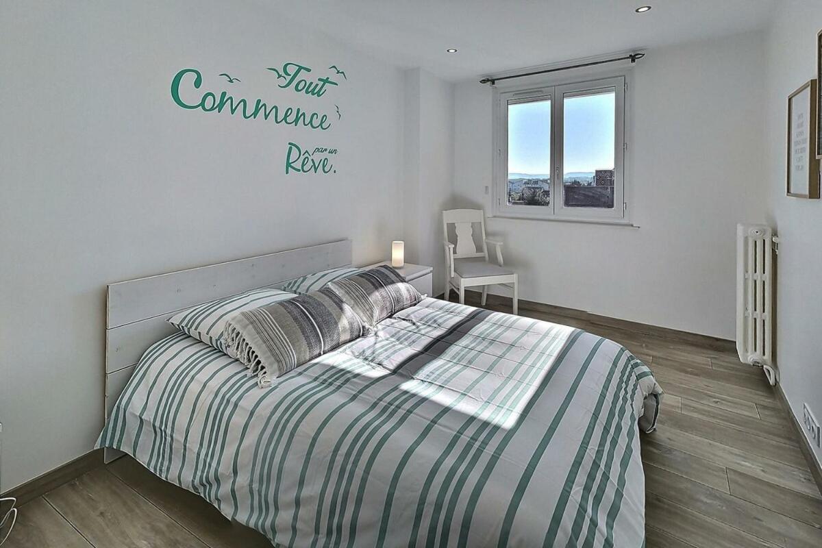Le Voltaire - gare -WiFi - Balcon - Mon Groom Troyes Esterno foto