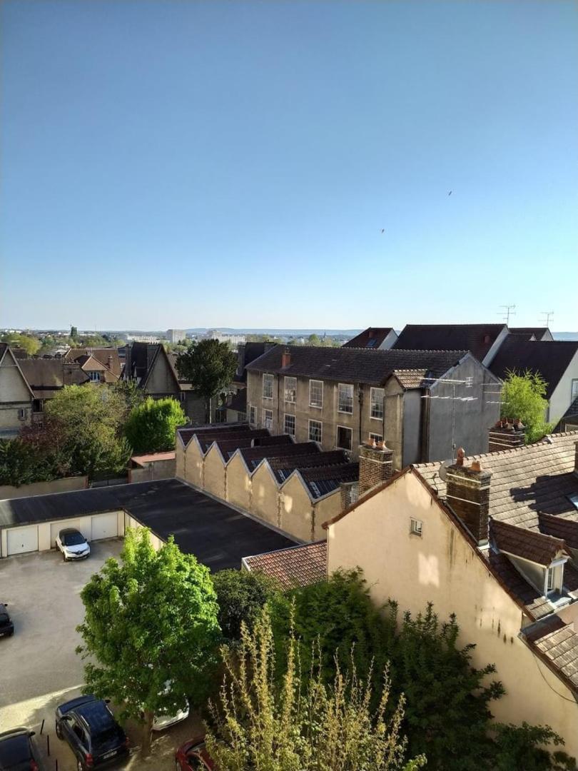 Le Voltaire - gare -WiFi - Balcon - Mon Groom Troyes Esterno foto